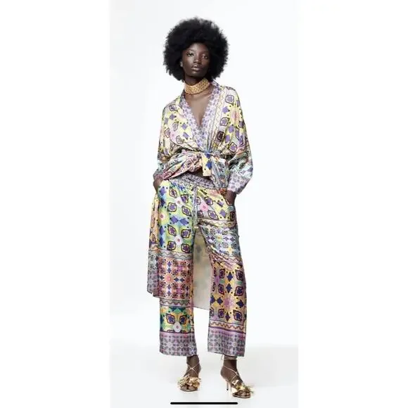 Zara Satin Effect Printed Belted Kimono Robe